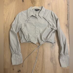 Urban Revivo top 
Size large (but fits like a small)